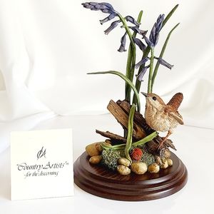 Hand-made hand painted Country Artists Wren Sculpture